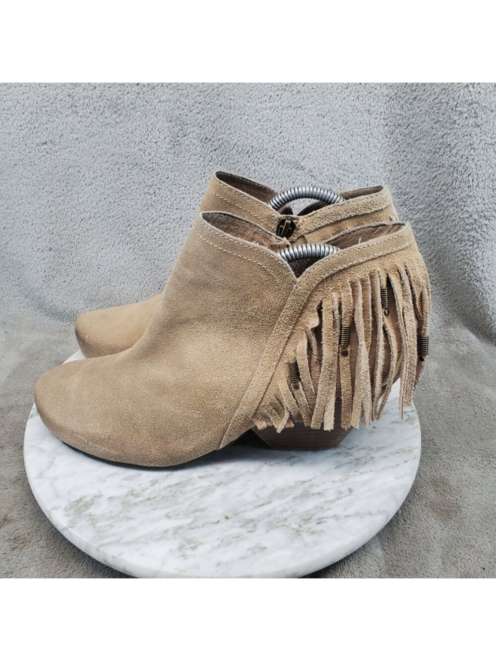 OTBT Shoes Womens Size 9.5 Tan Suede Fringe Ankle Boots *Read*